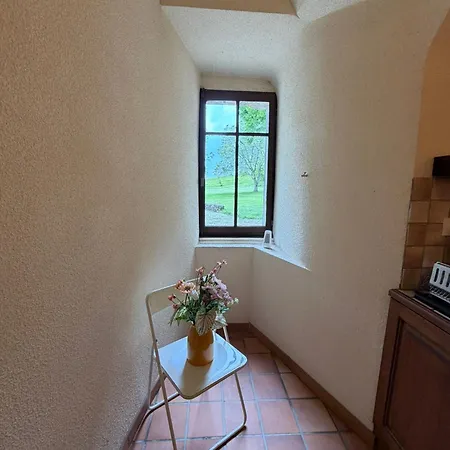 Chateau De Savigny - Ours Gasthof 3*