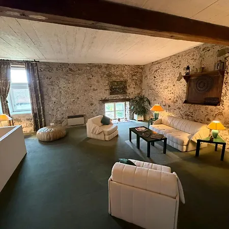 Chateau De Savigny - Ours Gasthof